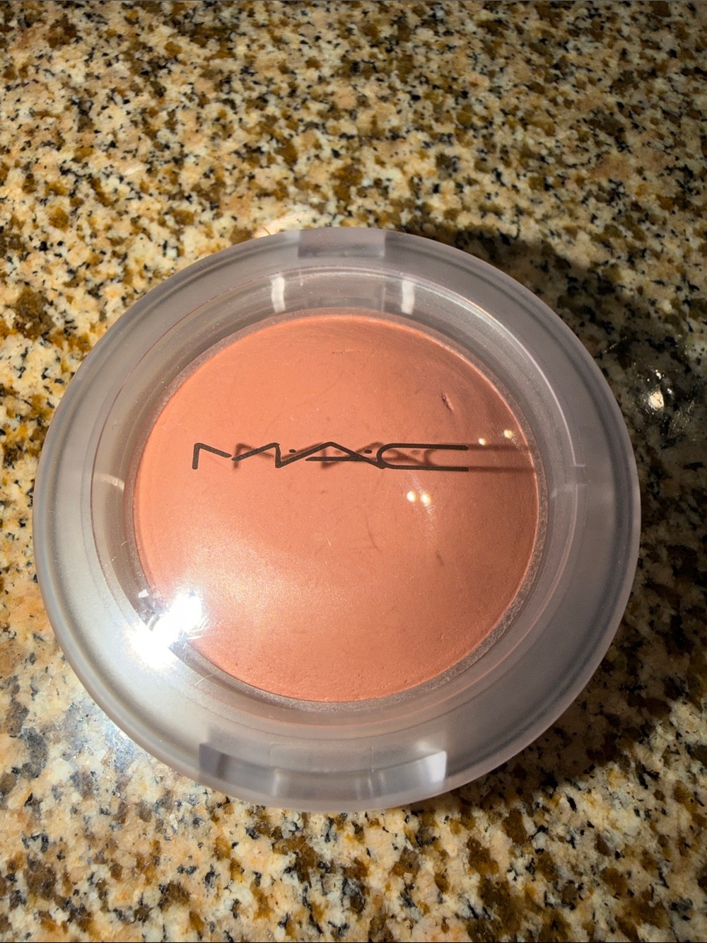 MAC so natural Glow play cushiony blush